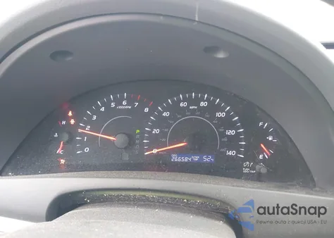 2011 Toyota Camry z USA, uszkodzony, nr VIN 4T1BF3EK8BU712380